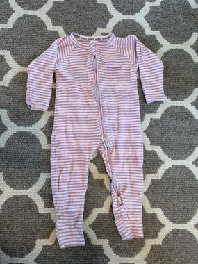 Bonds Wondersuit size 12-18 months